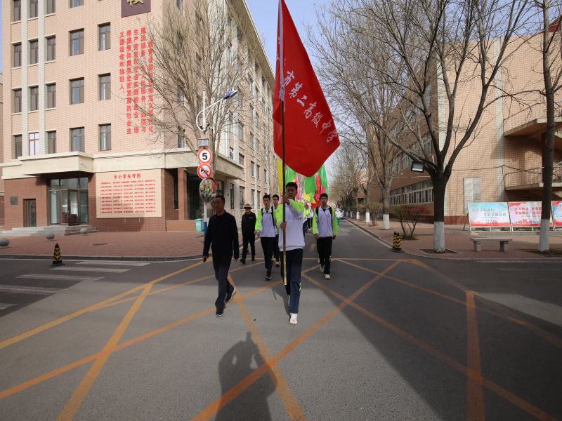 探尋家鄉(xiāng)美 青春勵志行——葫蘆島市第二高級中學開展第二屆學生遠足活動